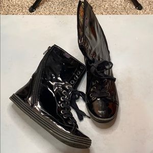 Black patent blowfish boots size 6.5